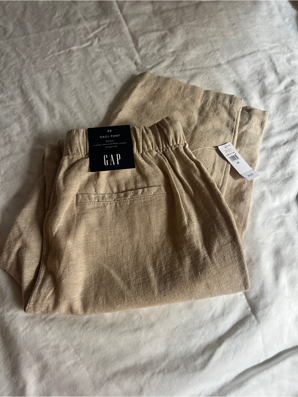 GAP Men's Easy Pant in Light Beige - Elastic Waist